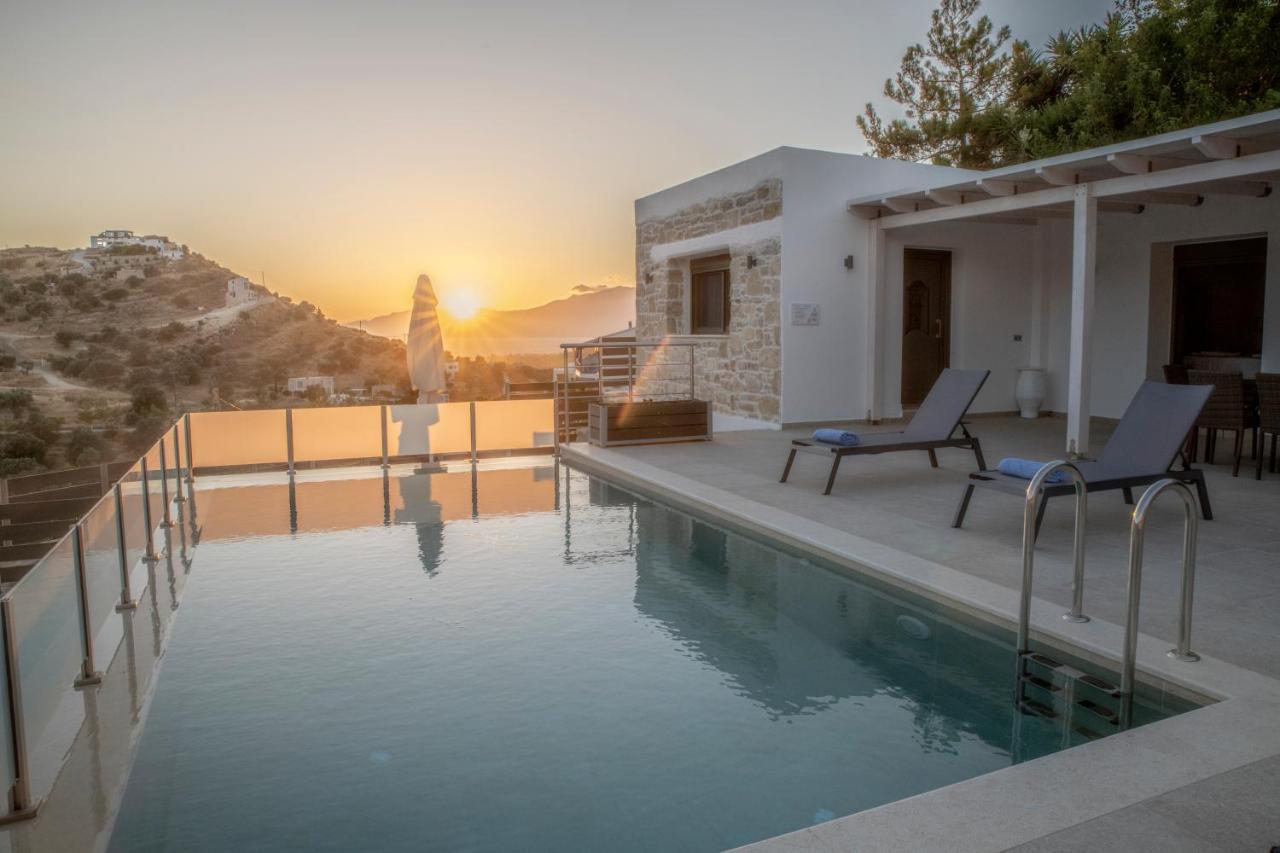 Stella Luxury Villa - كاميلاريون المظهر الخارجي الصورة